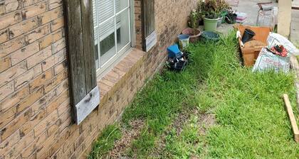 country living with close proximity to jackson metro area and 8 miles to airport