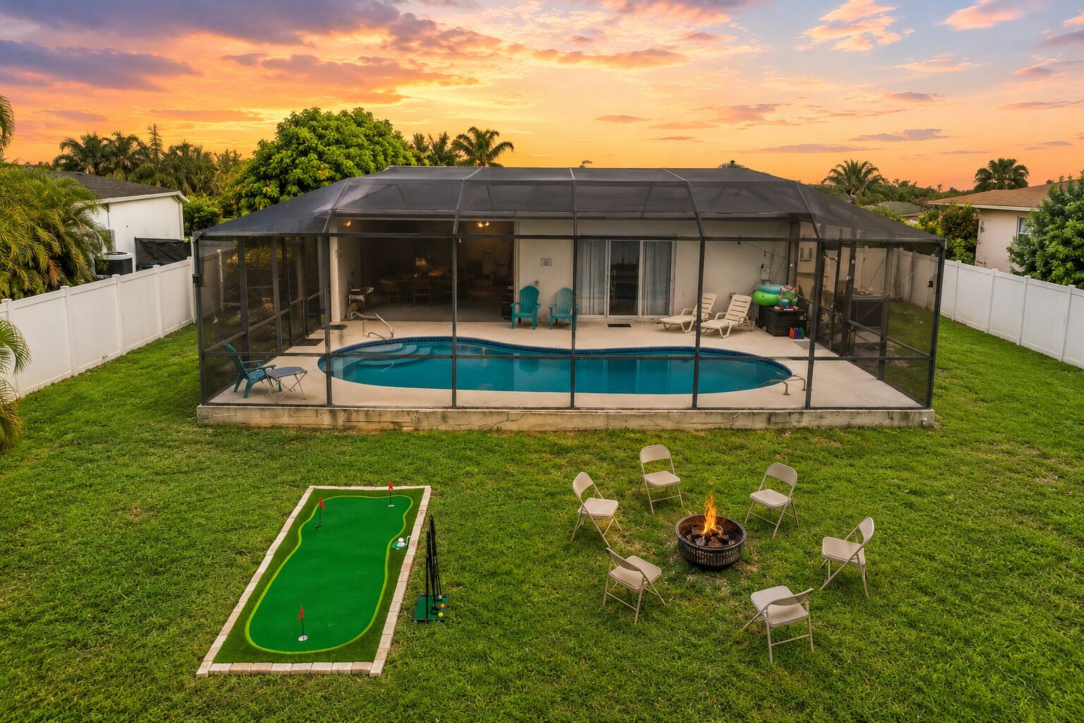 Outdoor pool, a heated pool