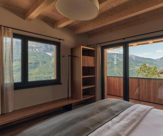 1-bedroom Chalet With Infinity Pool & Privacy - Bolzano