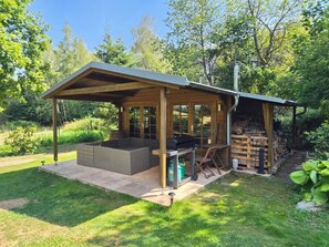 Terrace/patio - Wellness Chalet Luby - Peace and Quiet in Nature - with a Private Sauna - Ore Mountains (Luby)