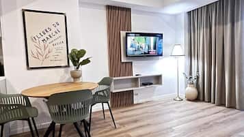 Studio, Balcony | Dining