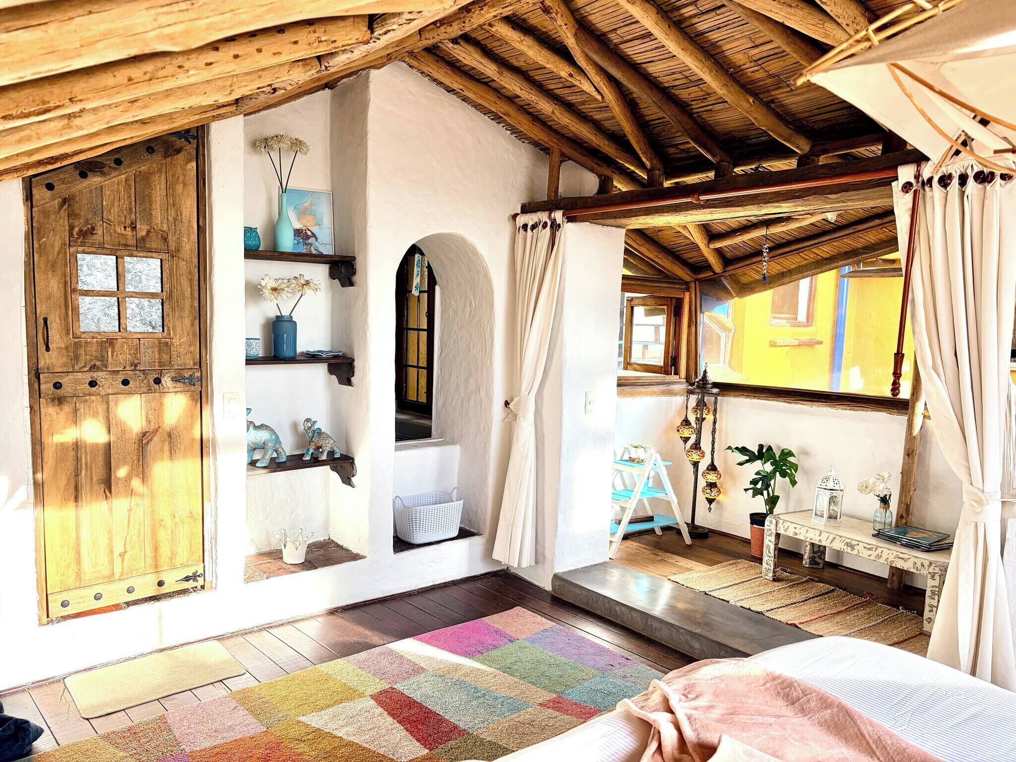 Rumah, 2 kamar tidur, patio, pemandangan kota