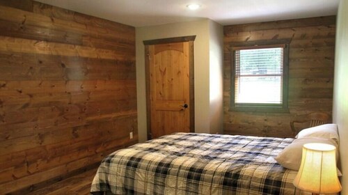 Lookout Cabin 1