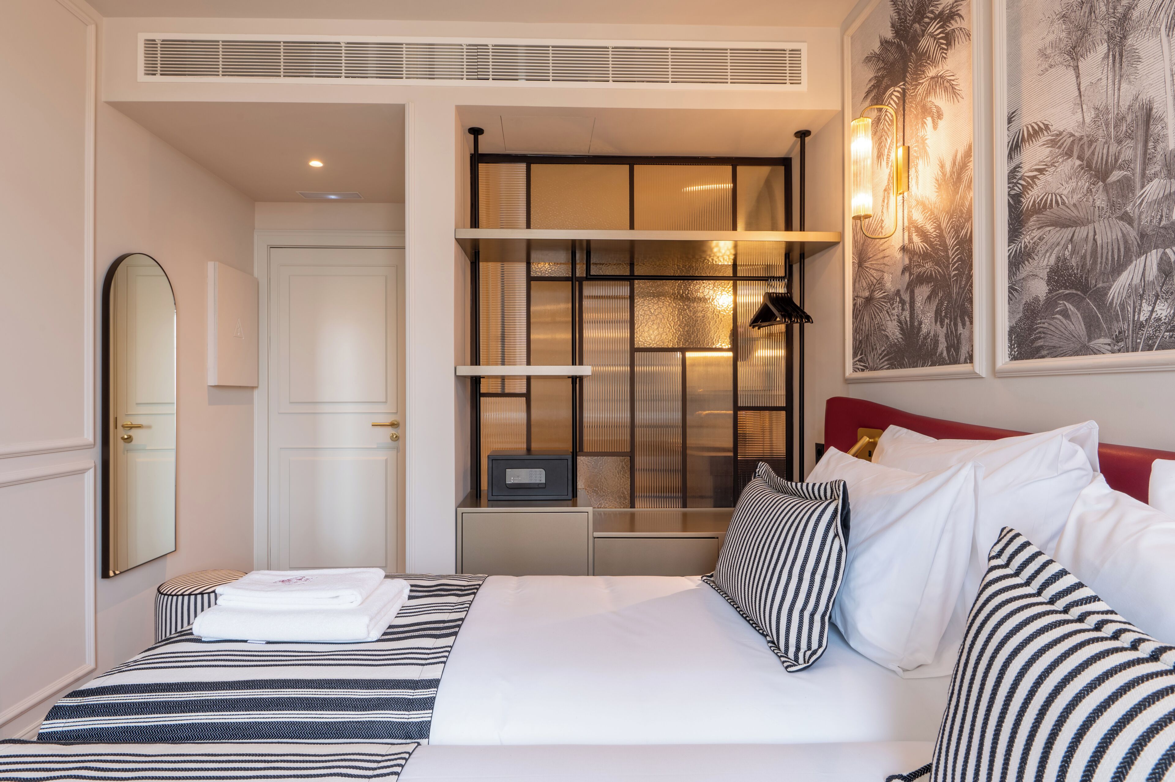 Junior Twin Room | WiFi (free), bed sheets