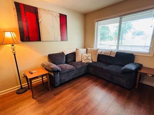 Spacious Apartment Overlooking Harding Park - Sleeps 6