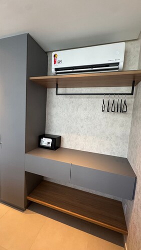 Icon Design Living por YOLO