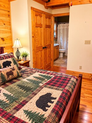Room - Woodsy 3BR Mountain Cabin! Timber Ridge Retreat (Fancy Gap)