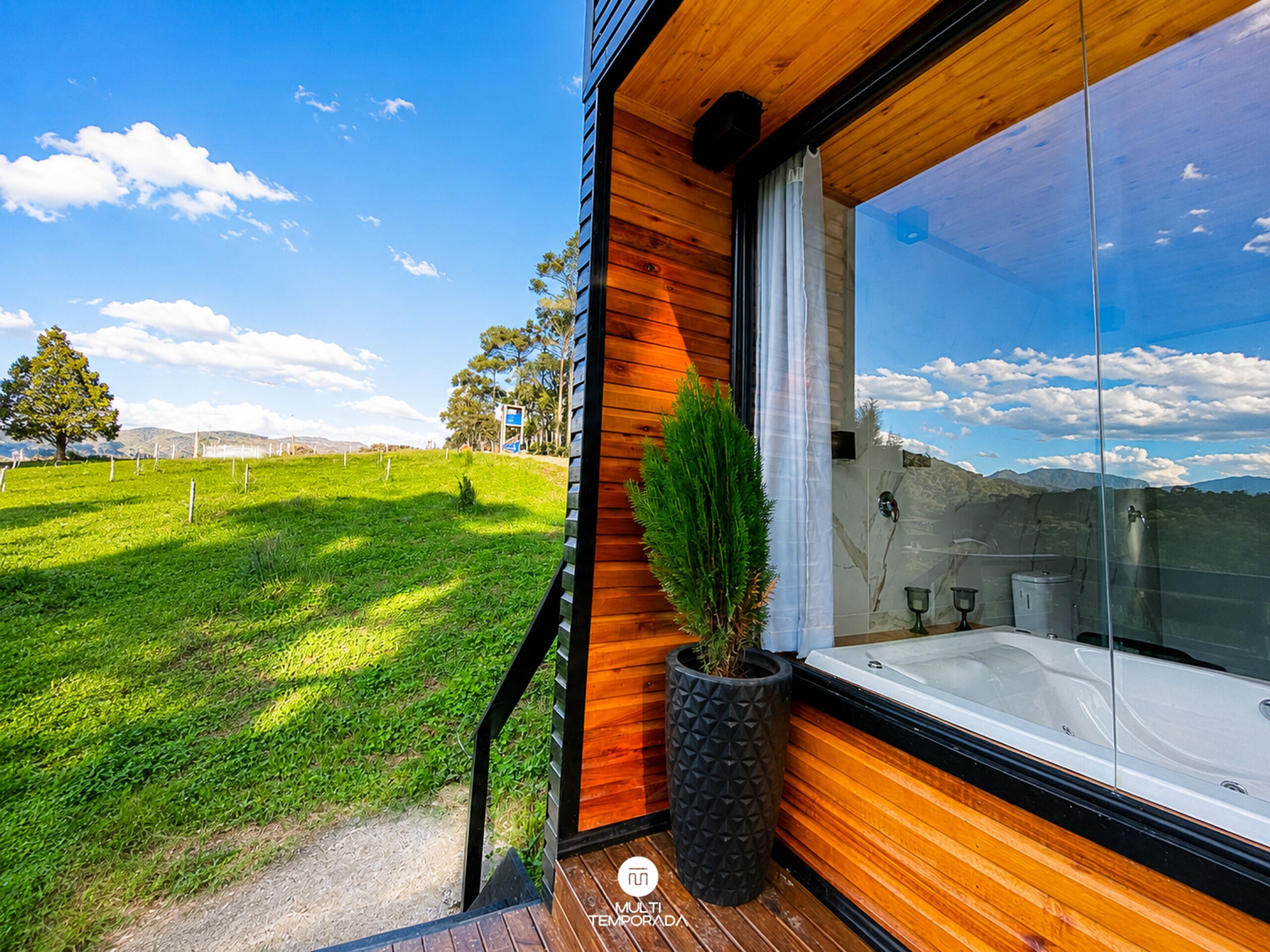 Romantic Cabin | Property grounds