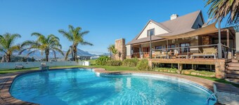 the MANOR house by Kana Guest Farm
