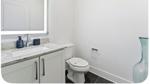 Bathroom - Cozy 1-bedroom apartment in charming Augusta with AC and gym (Augusta)