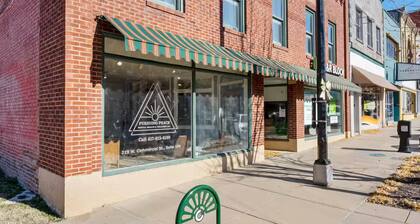 C-Street Art Loft