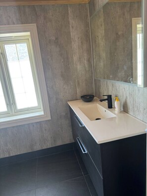 Towels, soap, toilet paper - Cozy apartment on a small farm in Nesbyen Municipality (Buskerud)