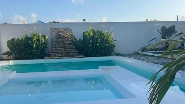 Habitación clásica doble, balcón, vistas a la piscina | Piscina