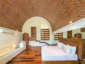 Room - Junior Suite Garden View at Casa de los Suenos (Isla Mujeres)