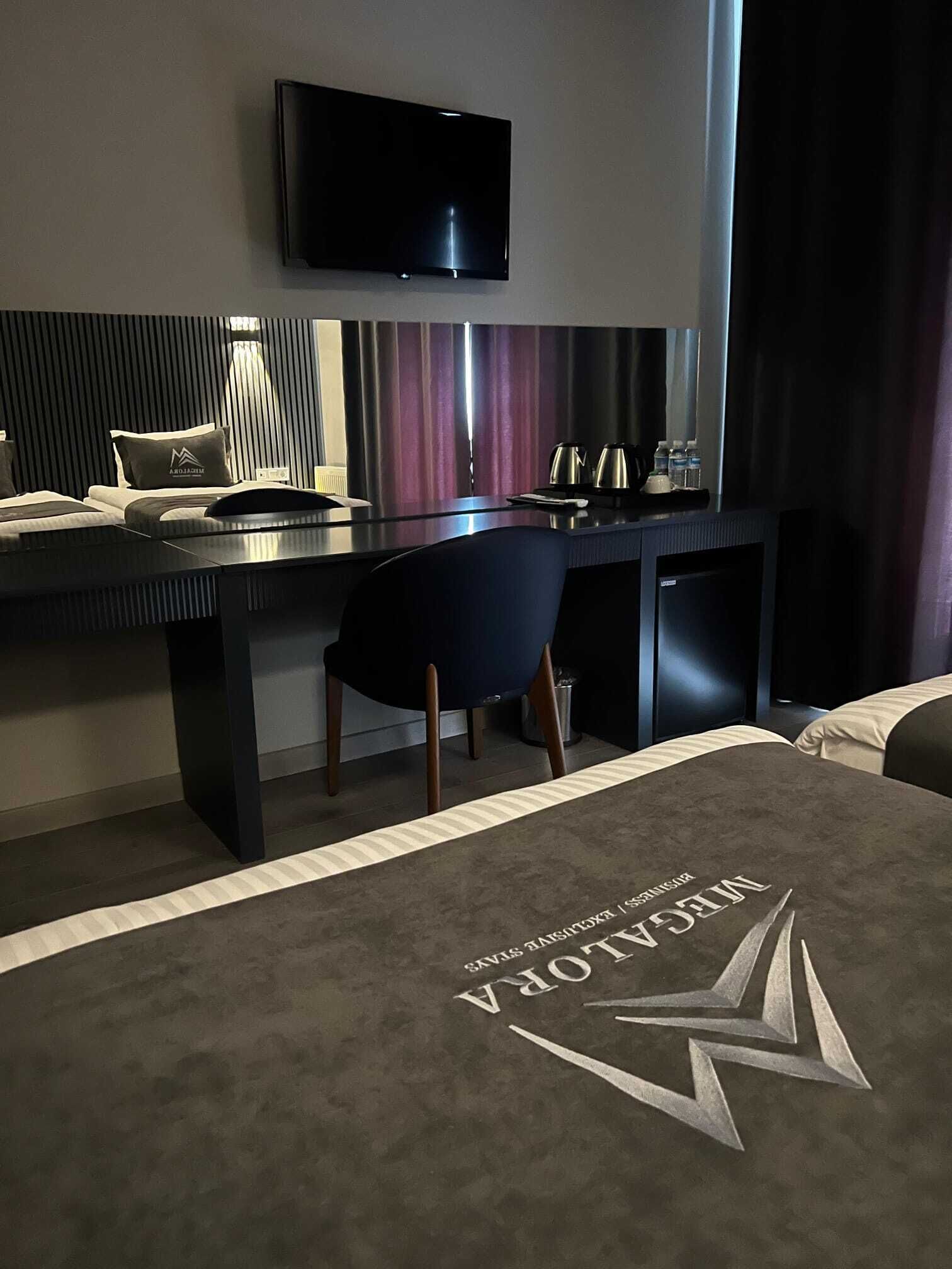 Standaard Twin kamer, uitzicht op vallei | Een bureau, een laptopwerkplek, gratis wifi