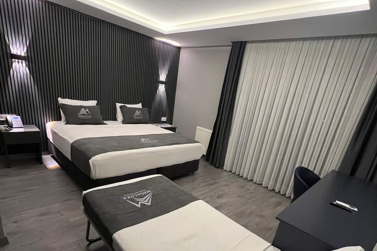 Family Triple Room, City View