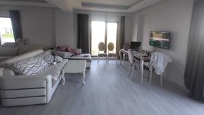 Villa, 2 habitaciones, con acceso para personas discapacitadas | Sala de estar