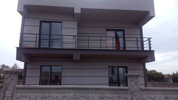 Villa, 2 Bedrooms, Accessible | Balcony