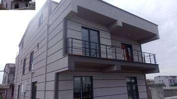 Villa, 2 Bedrooms, Accessible | Exterior