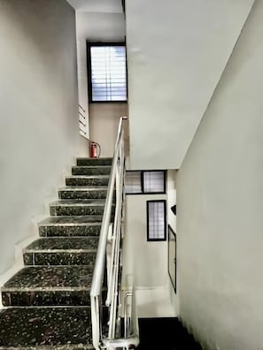 Bahagian dalam