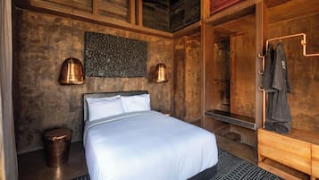 Luxury Room, Valley View | In-room safe, iron/ironing board (on request), WiFi (free)
