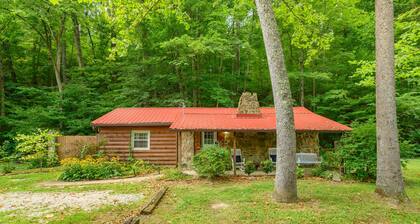 A Peaceful Brown County Getaway Close to the State Park