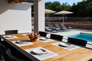 Outdoor dining - Holiday house AURORA with private pool (Poljica)