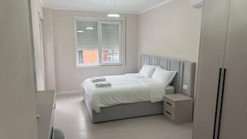2 Schlafzimmer, Bügeleisen/Bügelbrett, kostenloses WLAN, Bettwäsche