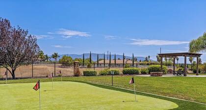 Wine Country Estate w/ Pool, Spa, Theater & Golf