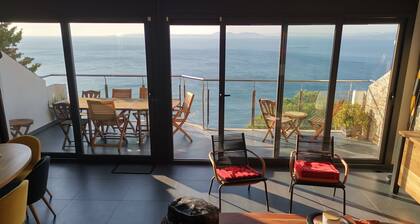 Joan Margarit 24 With 4 Bedrooms and 3 Bathrooms