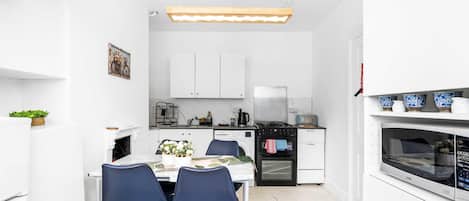 House | 1 bedroom