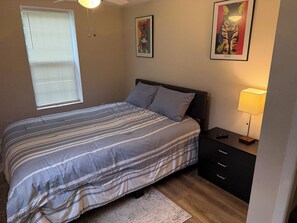 2 Schlafzimmer, Bügeleisen/Bügelbrett, kostenloses WLAN, Bettwäsche