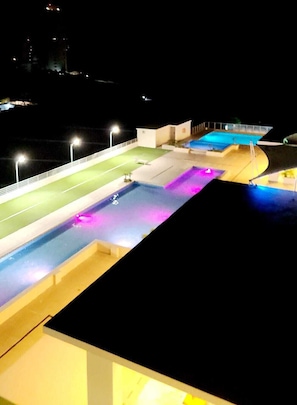Sports court - Wake Up to the Ocean – Beautiful Beachfront Condo (Nueva Gorgona)