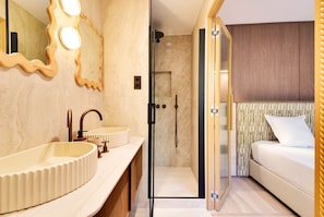 Deluxe Double Room | Bathroom - Hotel Murmures Notre-Dame (Paris)