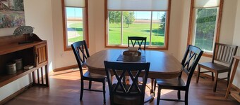 Spacious 5-bedroom house on private country acreage with gorgeous sunrise views