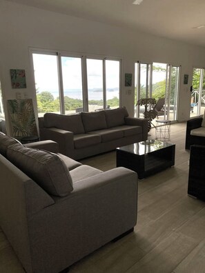 Living area - Villa Coral 5 Bedroom Amazing Ocean View Villa in Guanacaste (Guanacaste Province)