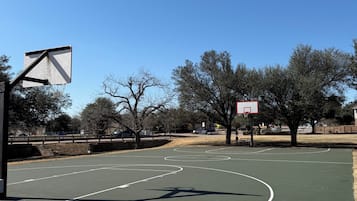 Sport court