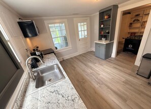 Nicht klassifiziertes Bild, 4 von 24, Schaltfläche
