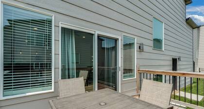 Brand New Spacious & Sunny 4-bedroom, 3.5 bath Home in NW Wichita