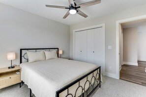4 habitaciones, wifi gratis y ropa de cama