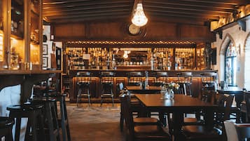 Bar (en la propiedad)