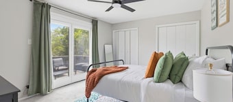 Coronado Hills Retreat - Pool + Game Room Fun