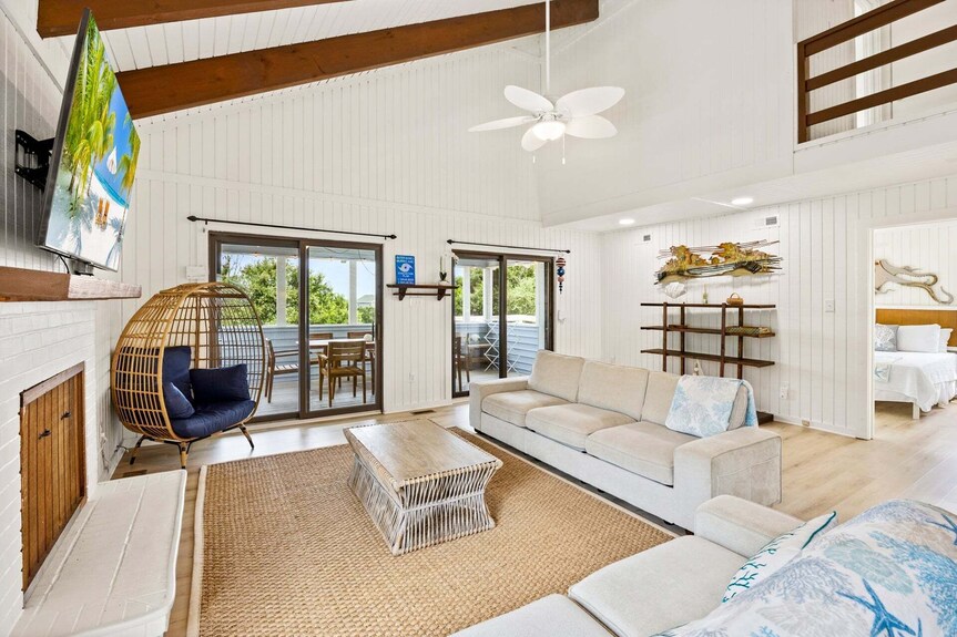 Litts Go Play-soundside Retreat With 4 Bedrooms, Deck, And Ocean Views. - Kitty Hawk, NC
