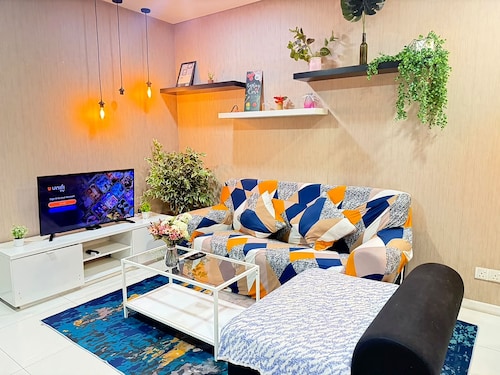 Summer Suites KLCC by Moonlight