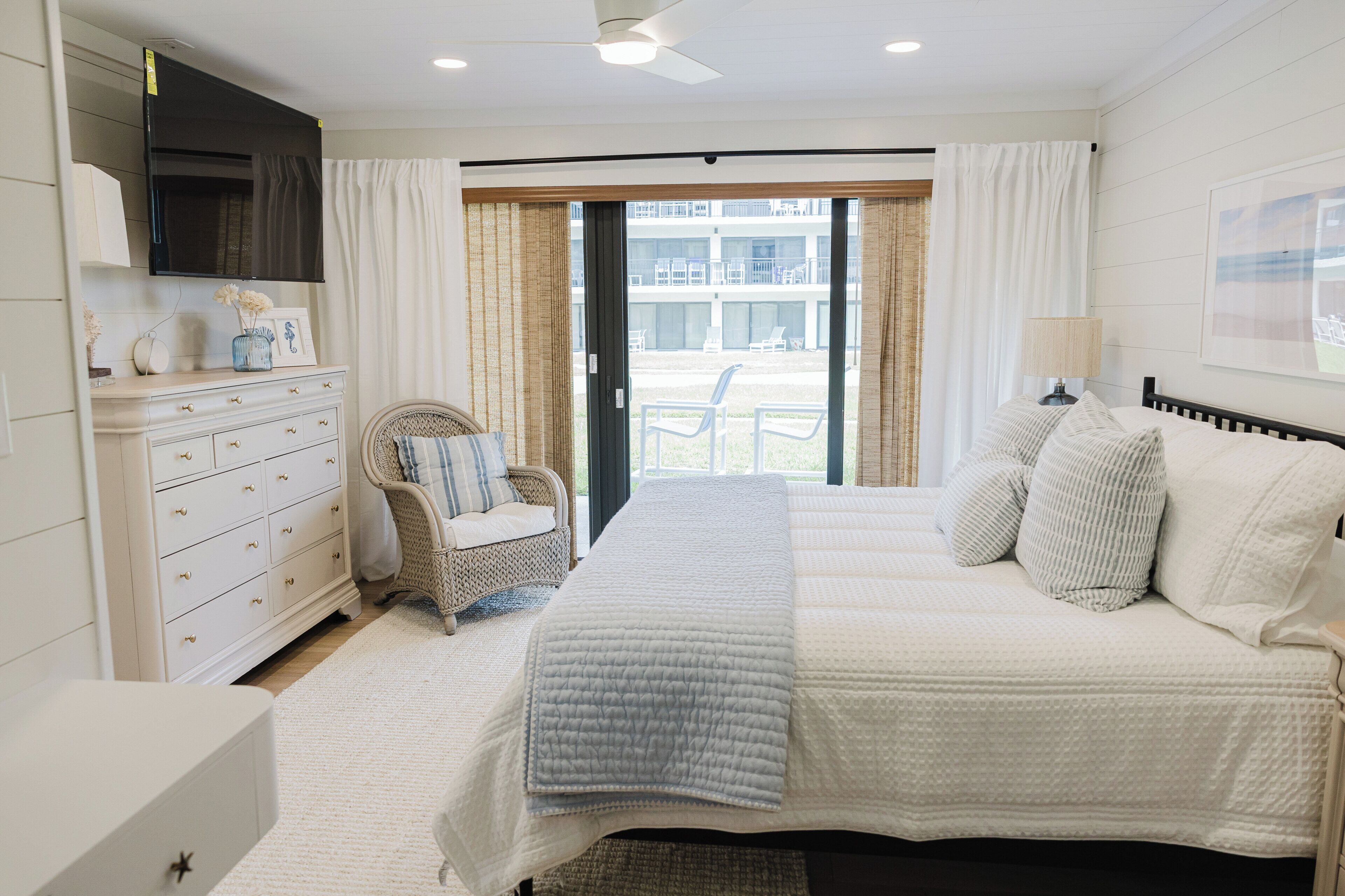 2 bedrooms, WiFi (free), bed sheets