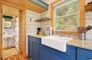 Bathroom - Cozy Teeny Tiny Home with New River view. Pet friendly. (Todd)