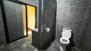 Double Room | Bathroom