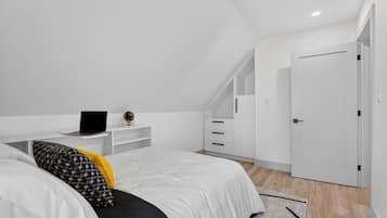 WiFi, bed sheets