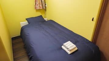 WiFi, bed sheets