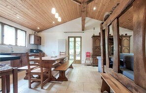 Kitchen - Charmante maison au calme (Loubejac)